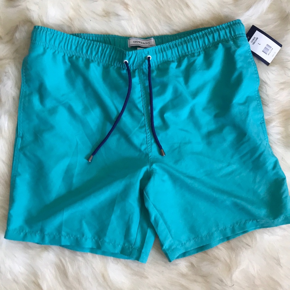 Crown & Ivy Men’s bathing suit 💙
